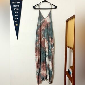 Lovestich Tie-Dye Maxi Dress